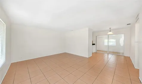 11234 68th Avenue N Seminole FL 33772