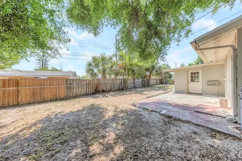 11234 68th Avenue N Seminole FL 33772