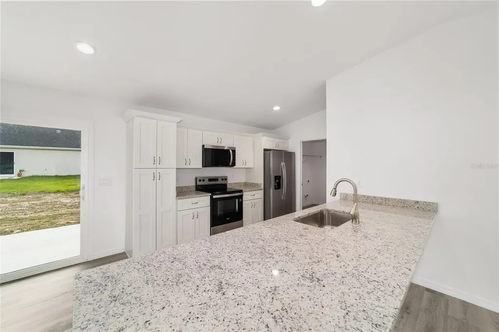 13078 NE 7th Loop Silver Springs FL 34488
