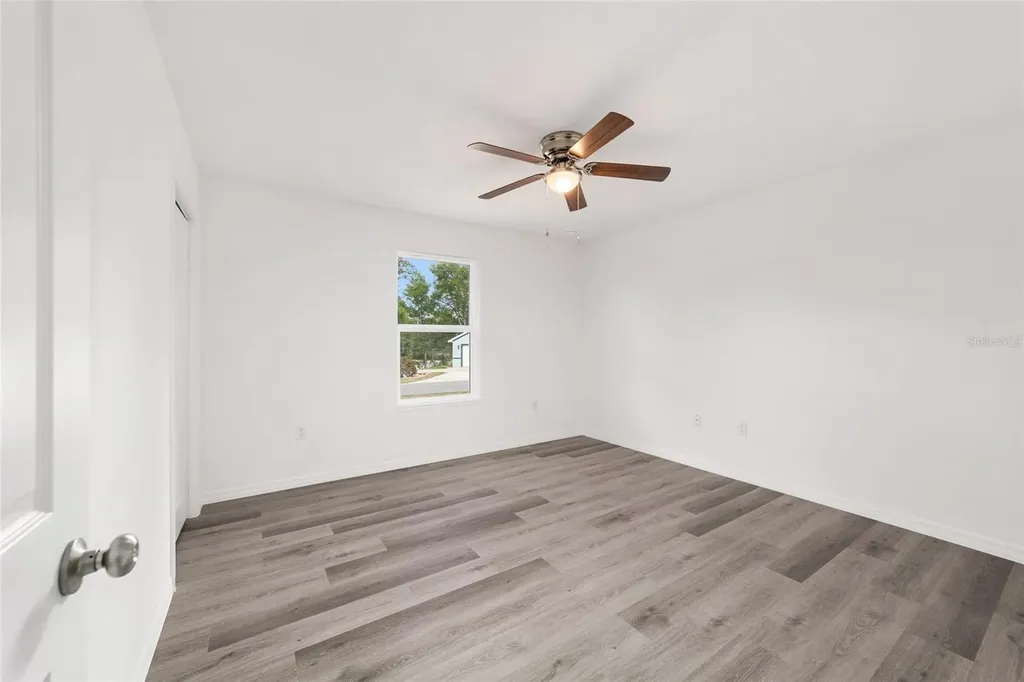 13078 NE 7th Loop Silver Springs FL 34488