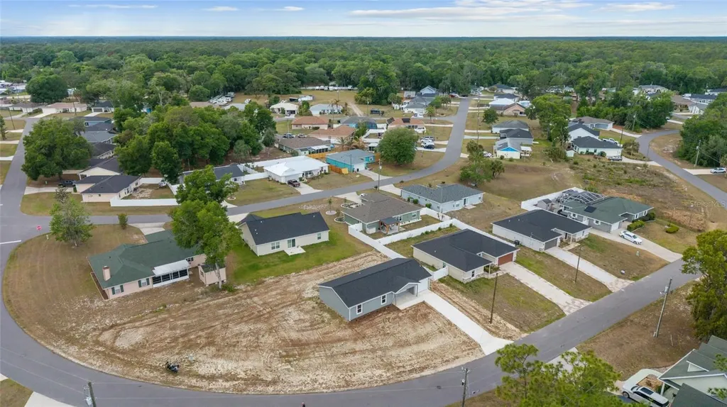 13078 NE 7th Loop Silver Springs FL 34488