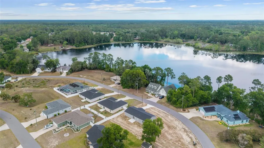 13078 NE 7th Loop Silver Springs FL 34488