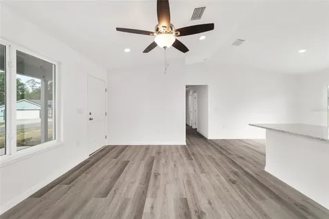 13078 NE 7th Loop Silver Springs FL 34488