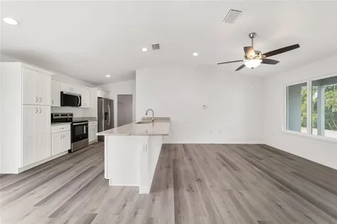 13078 NE 7th Loop Silver Springs FL 34488