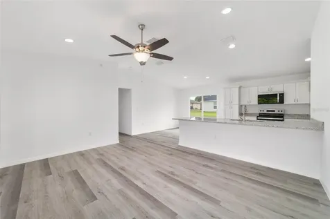 13078 NE 7th Loop Silver Springs FL 34488