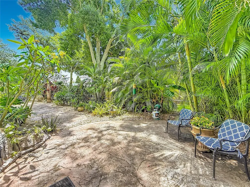 4616 W Ingraham Street Tampa FL 33616