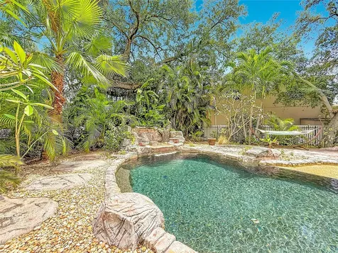 4616 W Ingraham Street Tampa FL 33616