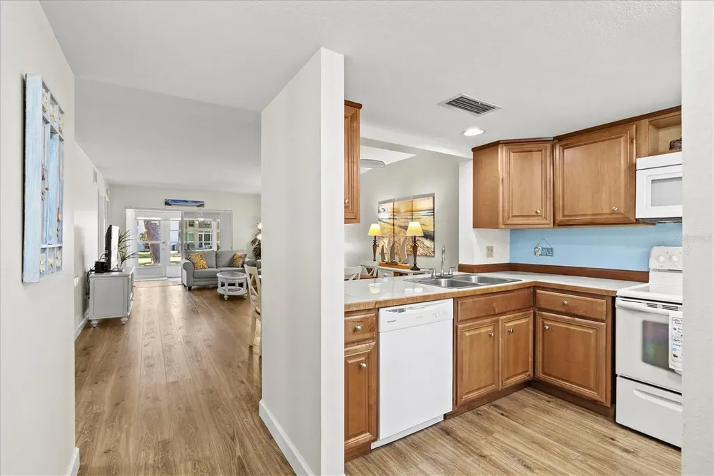 404 Pinebrook Crescent Venice FL 34285
