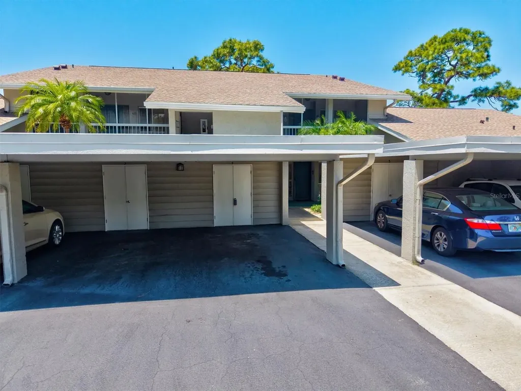 404 Pinebrook Crescent Venice FL 34285