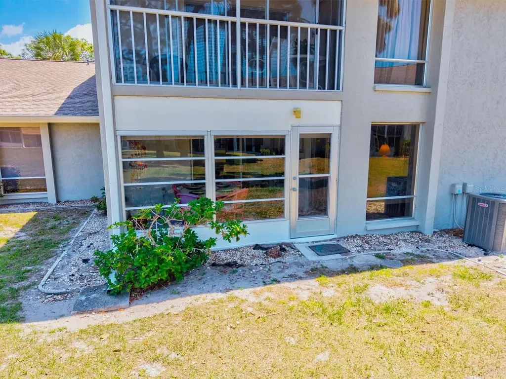 404 Pinebrook Crescent Venice FL 34285
