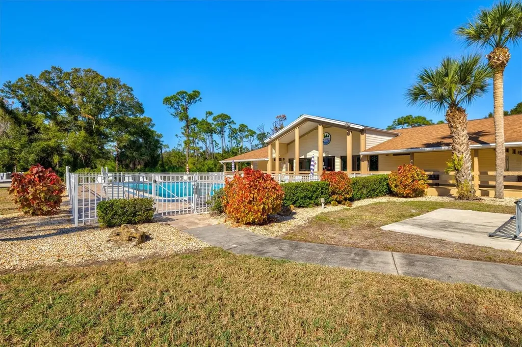 404 Pinebrook Crescent Venice FL 34285