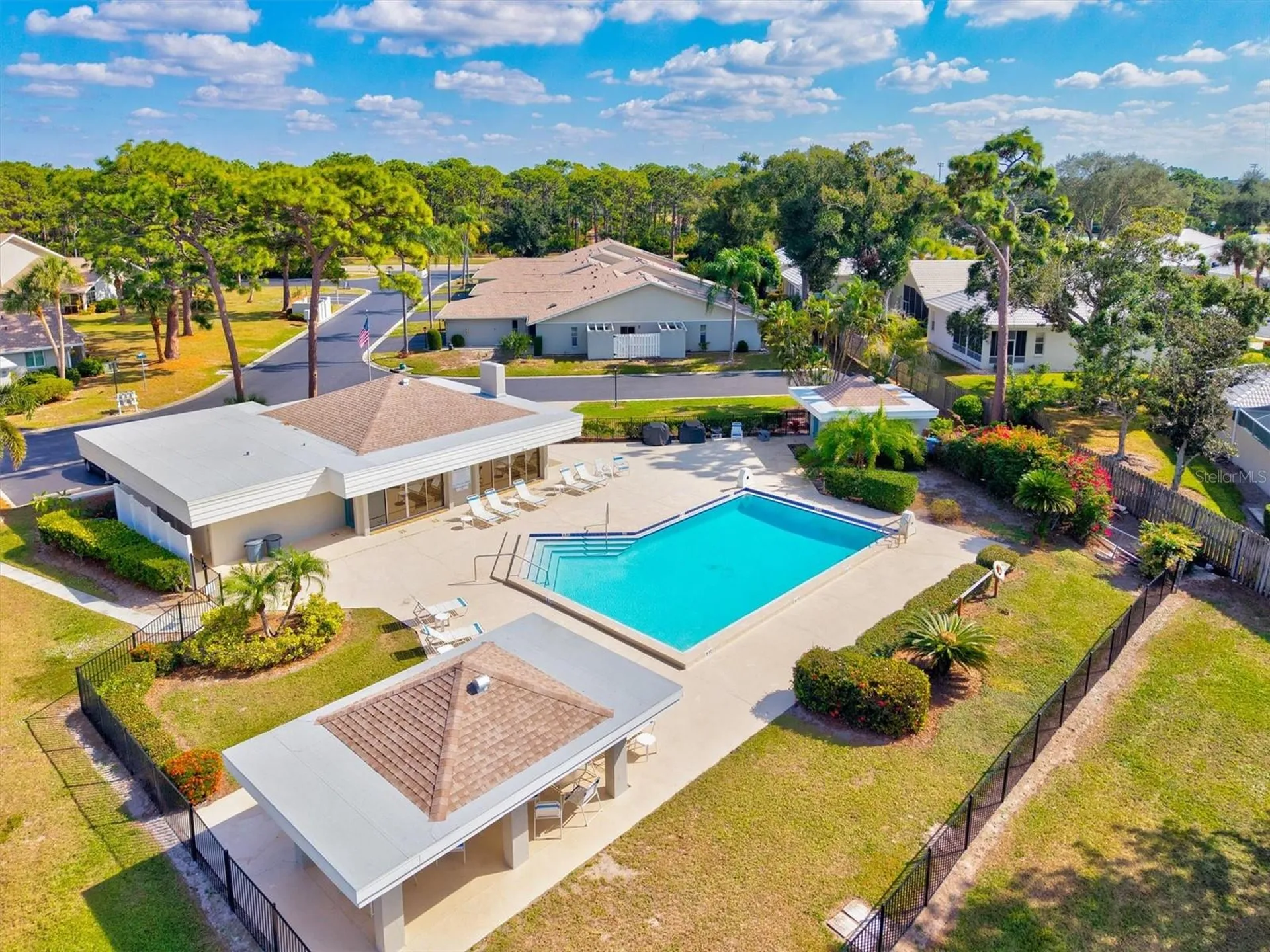 404 Pinebrook Crescent Venice FL 34285