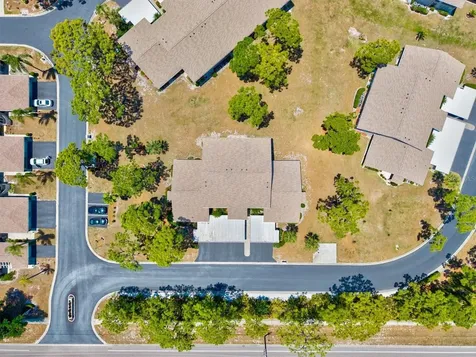 404 Pinebrook Crescent Venice FL 34285