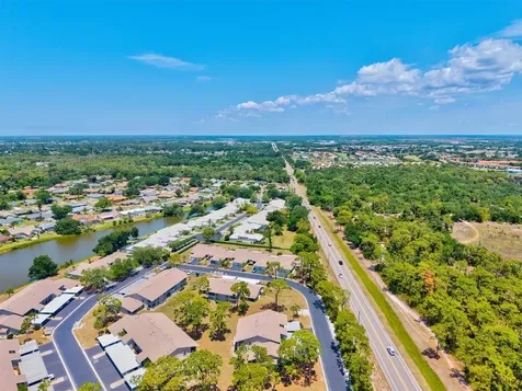 404 Pinebrook Crescent Venice FL 34285