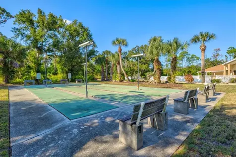 404 Pinebrook Crescent Venice FL 34285