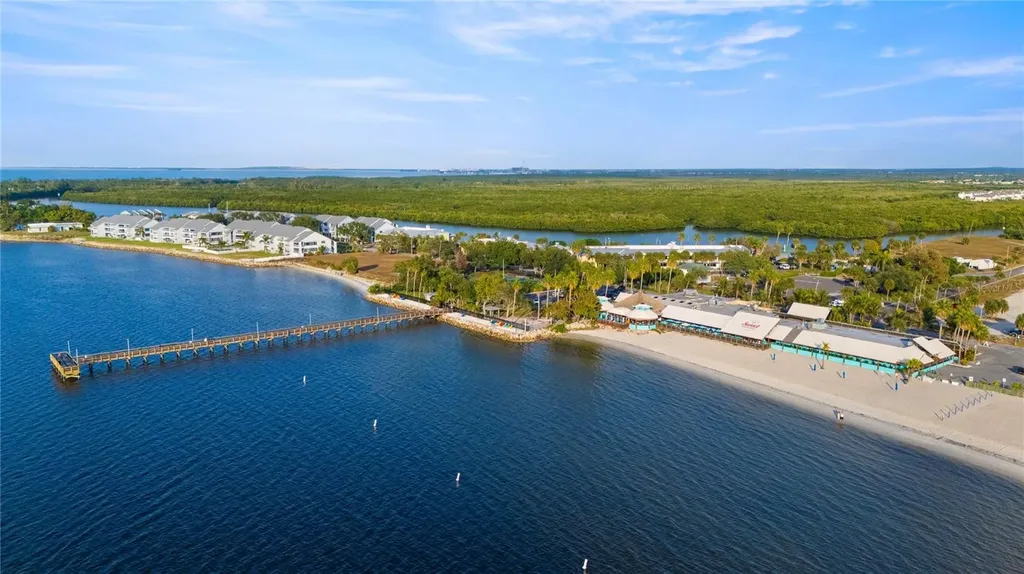 611 Destiny Drive Ruskin FL 33570