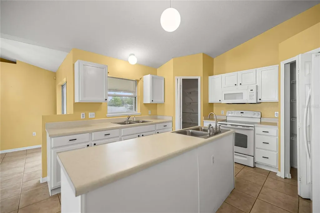 4651 SW 136th Place Ocala FL 34473