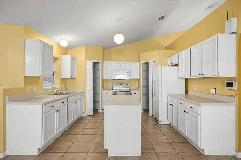4651 SW 136th Place Ocala FL 34473