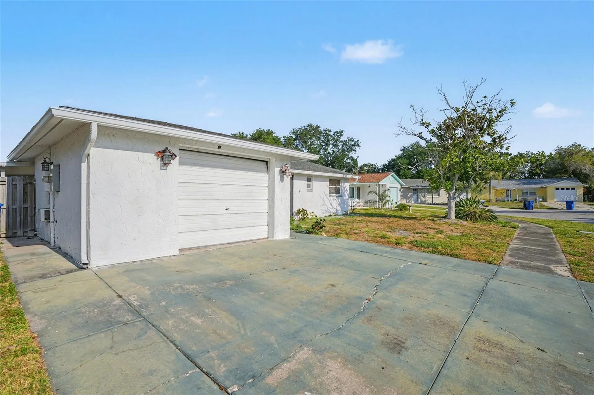 2217 Harrison Drive Holiday FL 34691