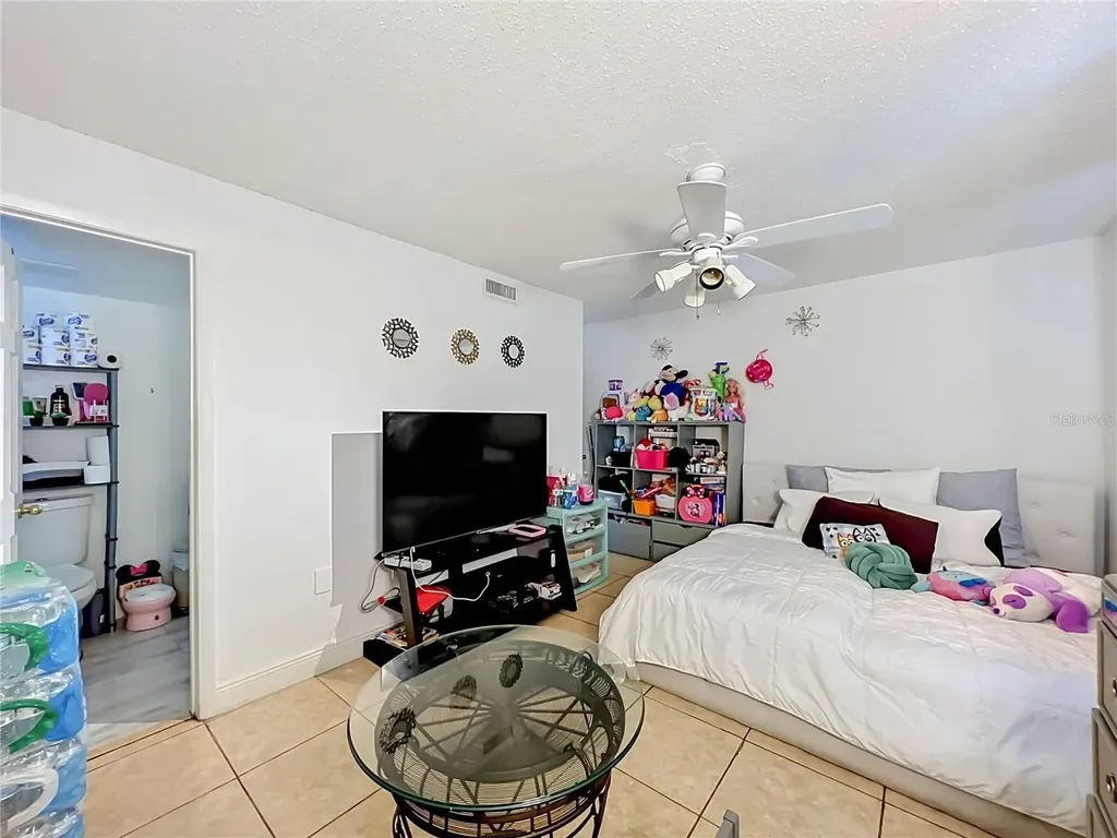 4805 S Texas Avenue Orlando FL 32839