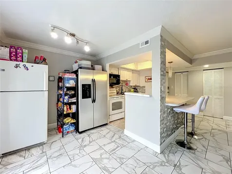 4805 S Texas Avenue Orlando FL 32839