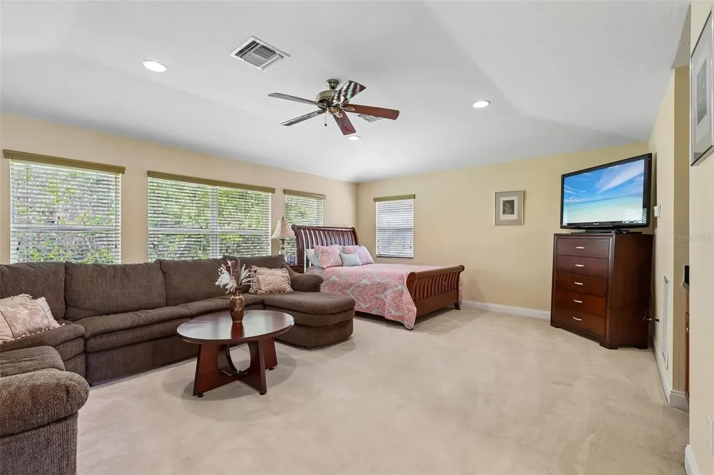 20639 Longleaf Pine Avenue Tampa FL 33647