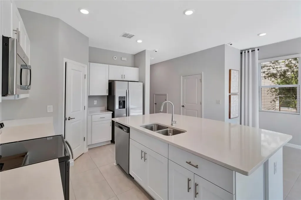 2596 Penguin Boulevard Davenport FL 33837