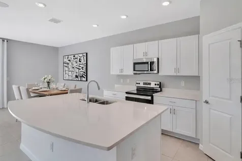 2596 Penguin Boulevard Davenport FL 33837