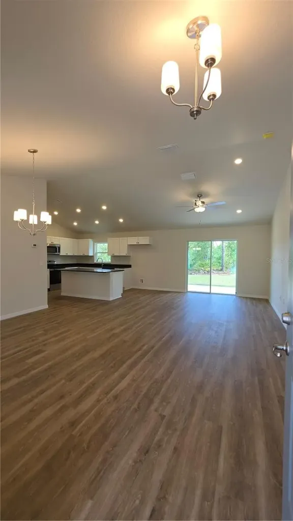 1353 W Cary Drive Citrus Springs FL 34434