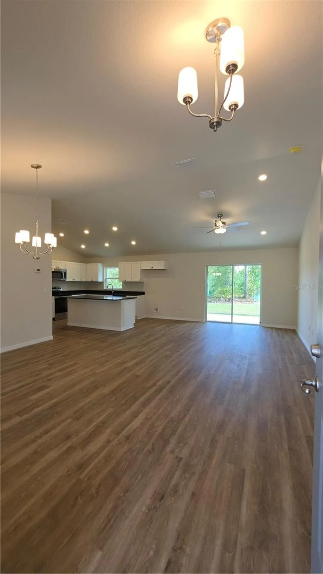 1353 W Cary Drive Citrus Springs FL 34434