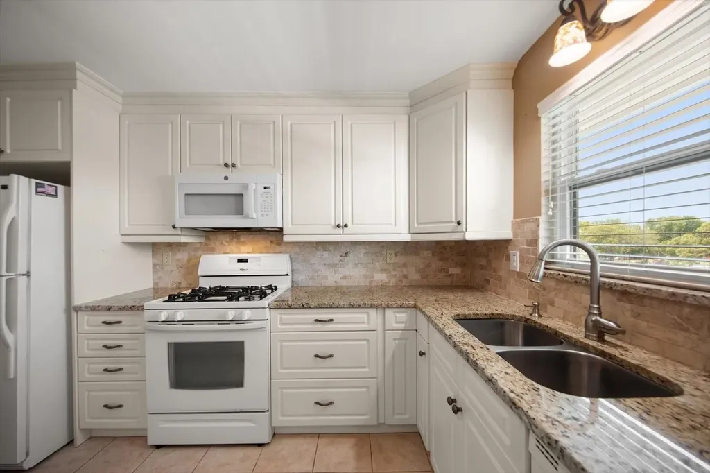 5970 80th Street N St Petersburg FL 33709