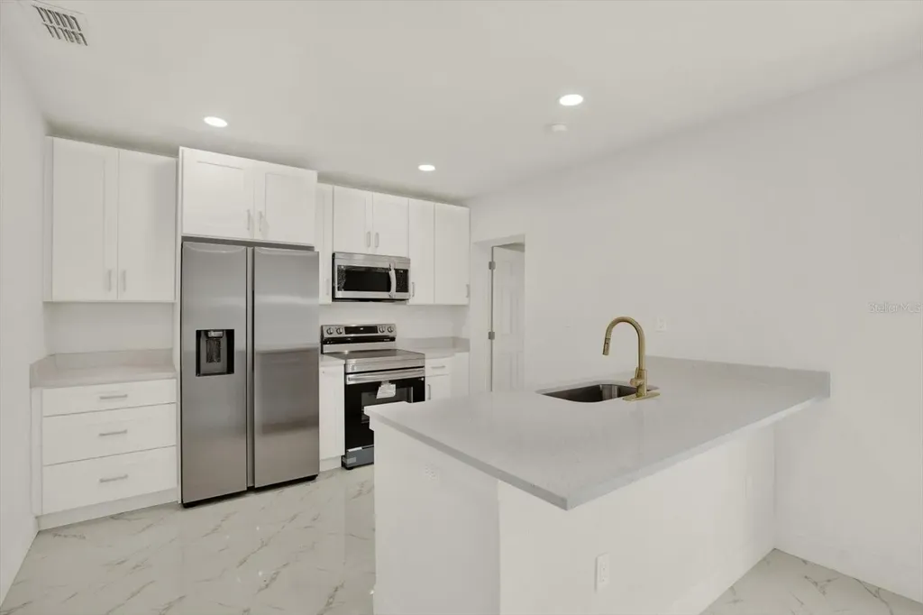 1209 E 33rd Avenue Tampa FL 33603