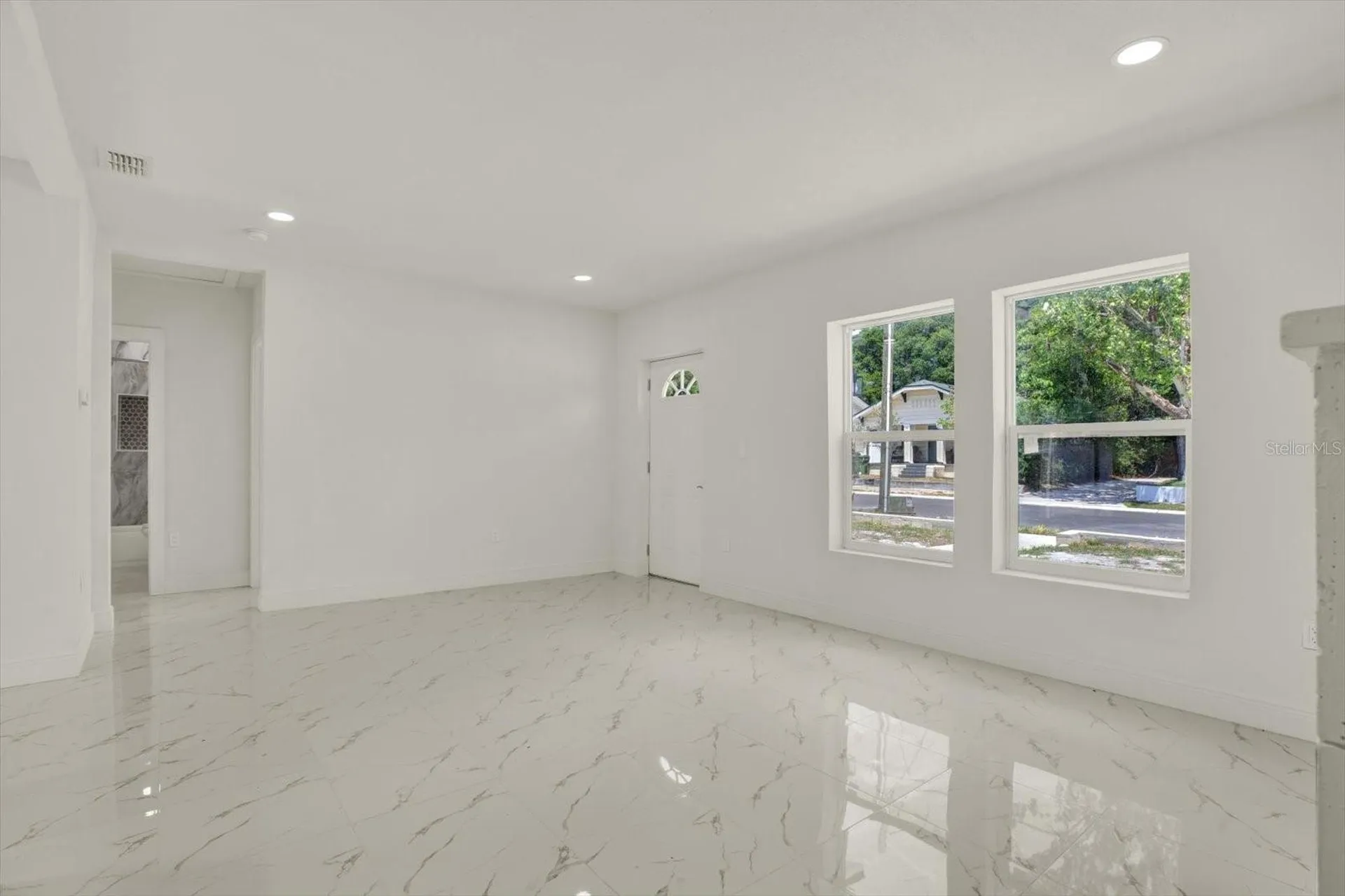 1209 E 33rd Avenue Tampa FL 33603