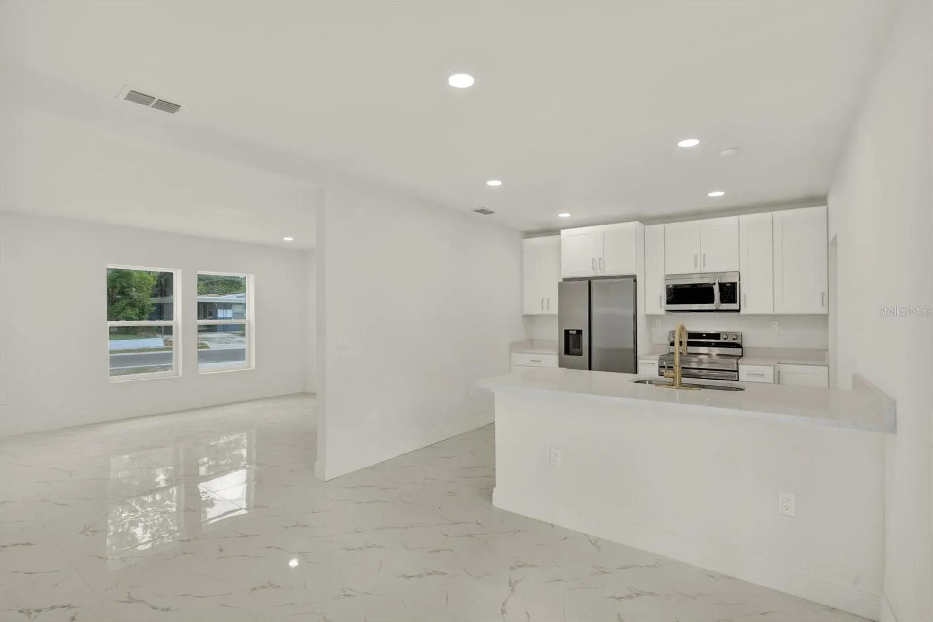 1209 E 33rd Avenue Tampa FL 33603