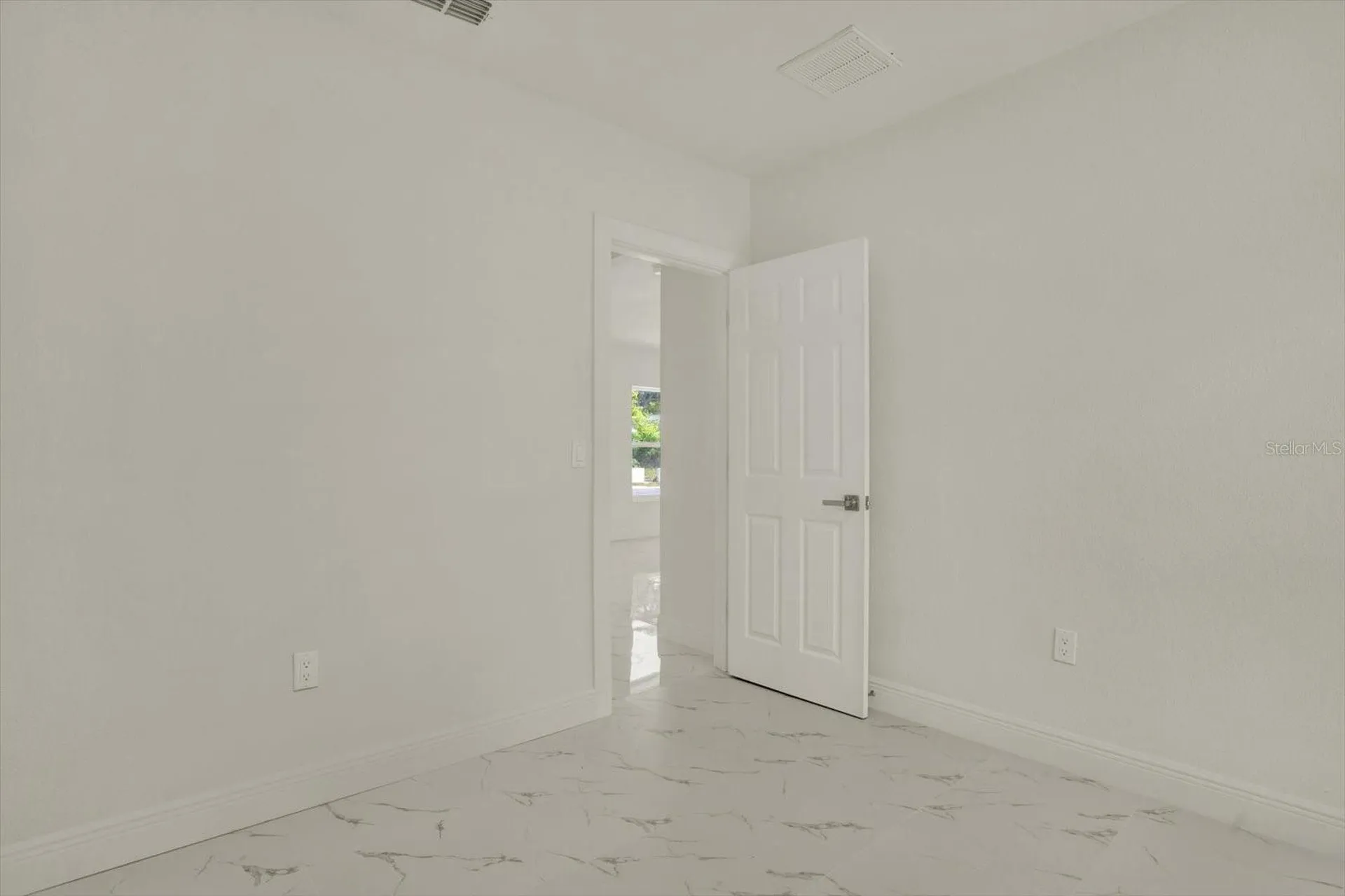 1209 E 33rd Avenue Tampa FL 33603