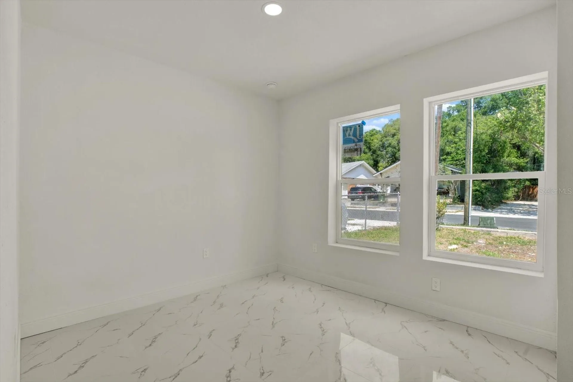 1209 E 33rd Avenue Tampa FL 33603