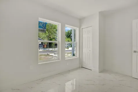 1209 E 33rd Avenue Tampa FL 33603