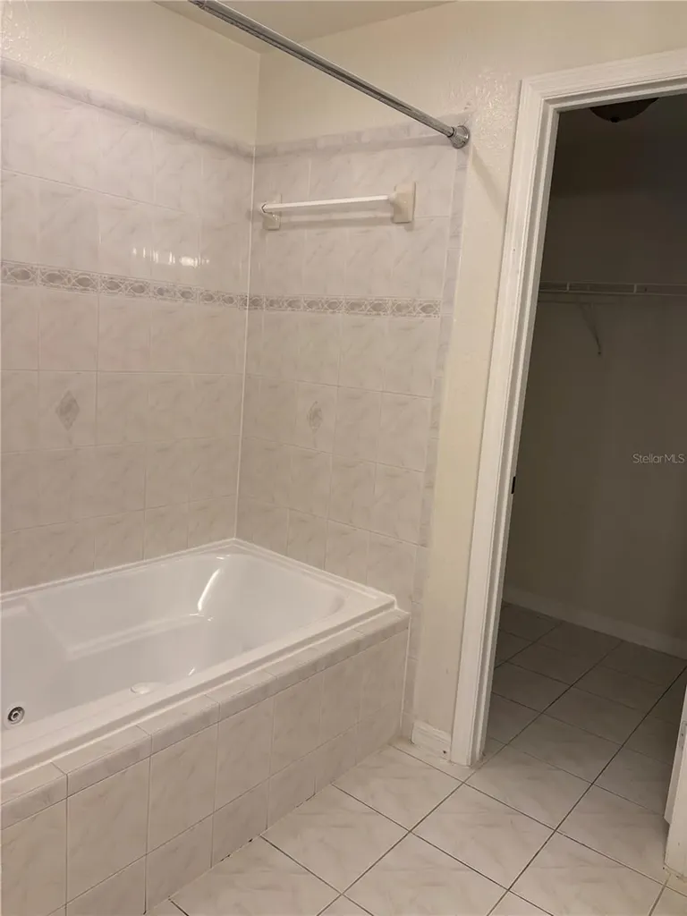 756 Camel Court Kissimmee FL 34759