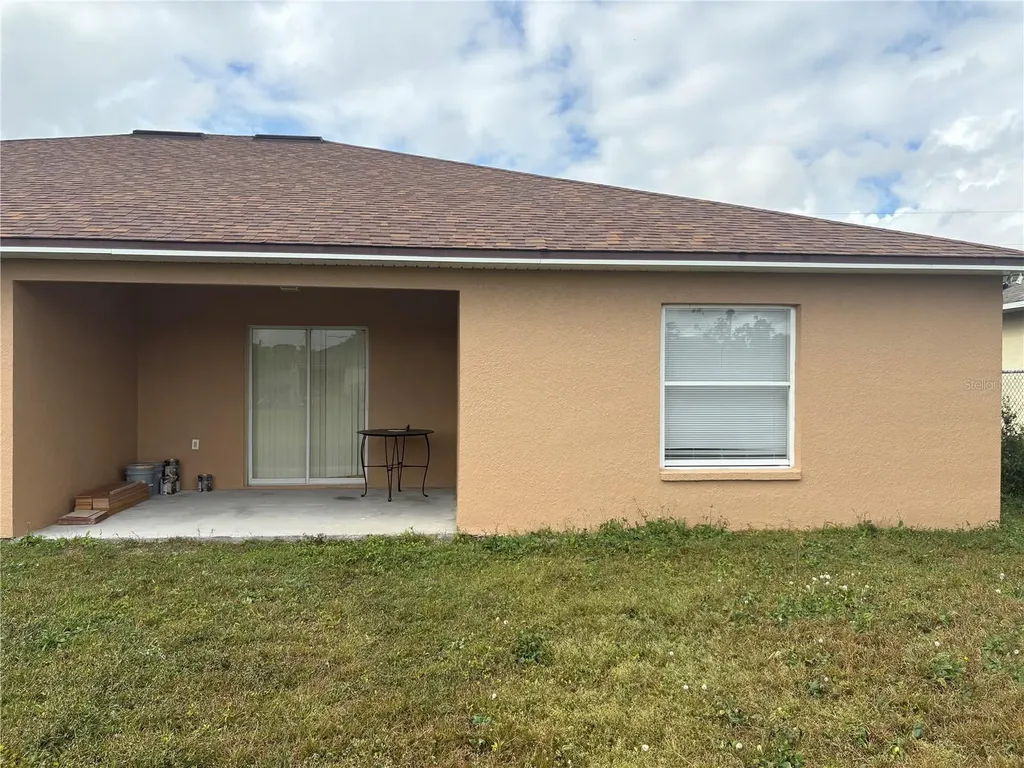 756 Camel Court Kissimmee FL 34759