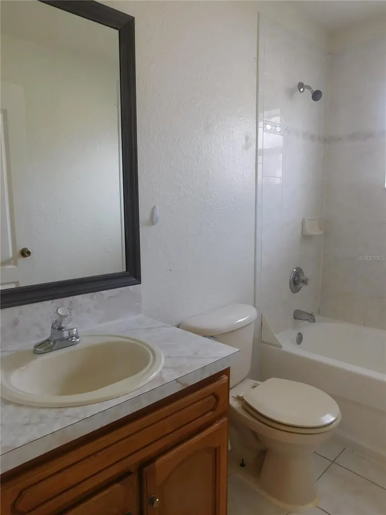 756 Camel Court Kissimmee FL 34759