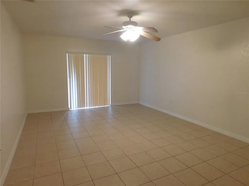 756 Camel Court Kissimmee FL 34759