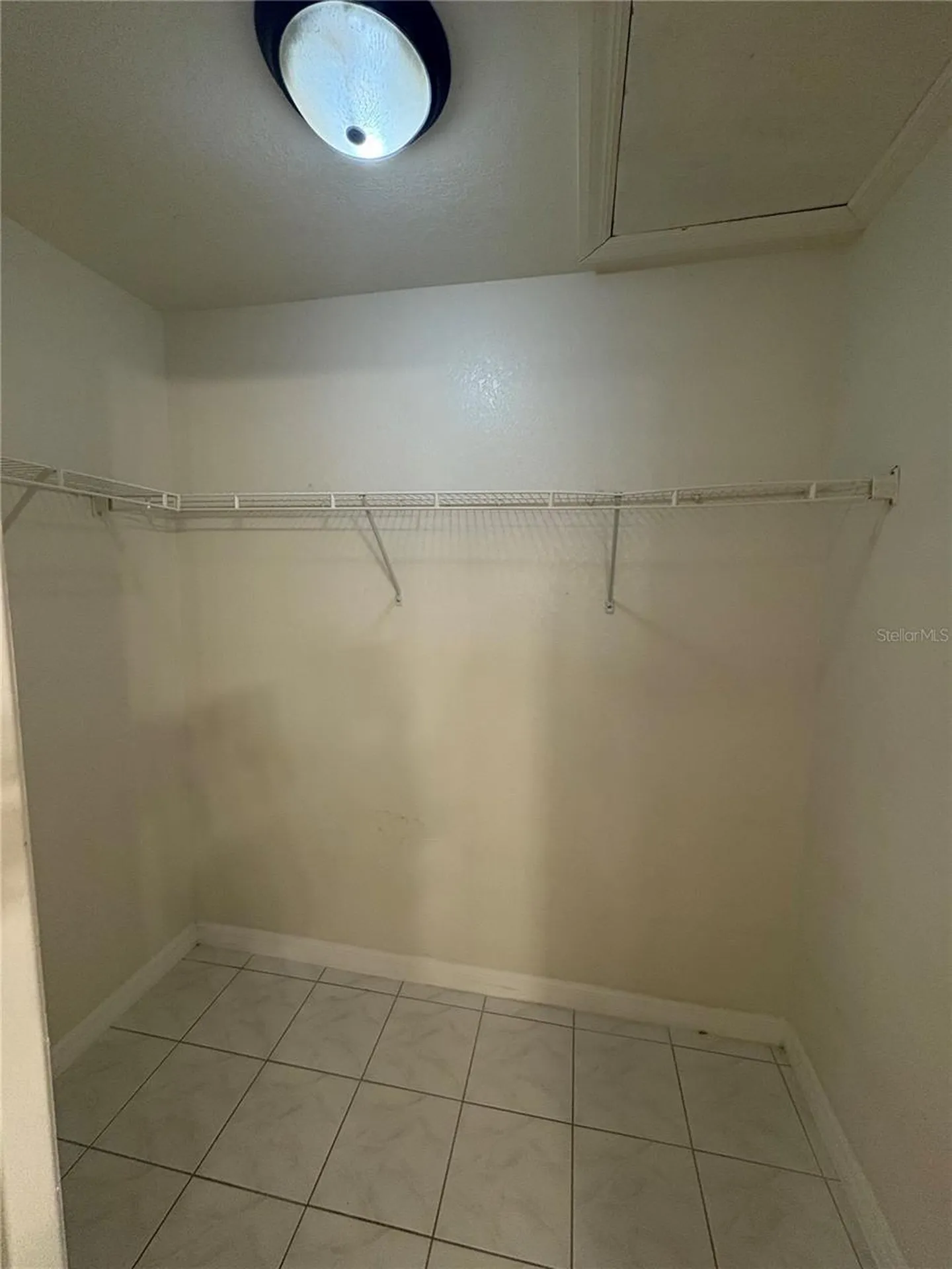 756 Camel Court Kissimmee FL 34759