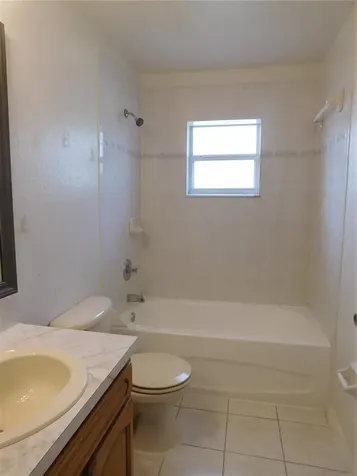 756 Camel Court Kissimmee FL 34759