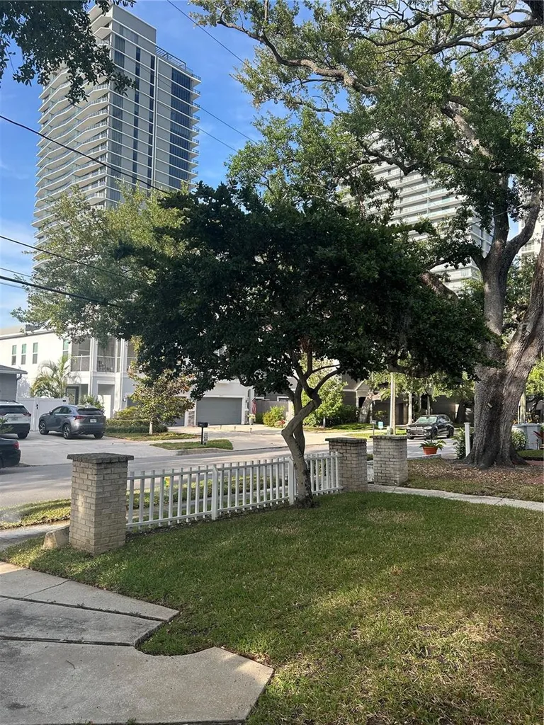 3014 W Mason Street Tampa FL 33629