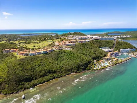 1000 Avenue El Conquistador Fajardo PR 00738