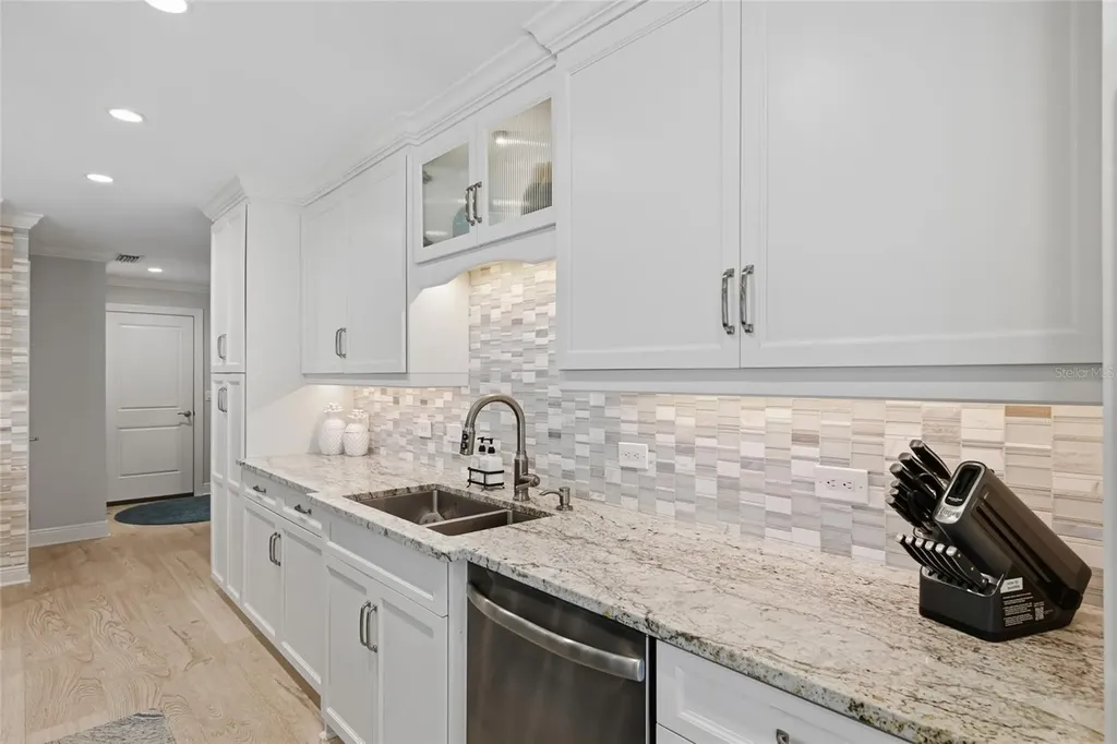 408 Yacht Harbor Drive Osprey FL 34229