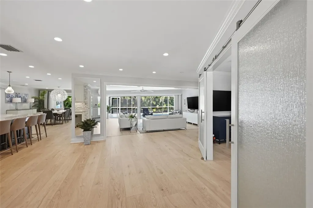 408 Yacht Harbor Drive Osprey FL 34229