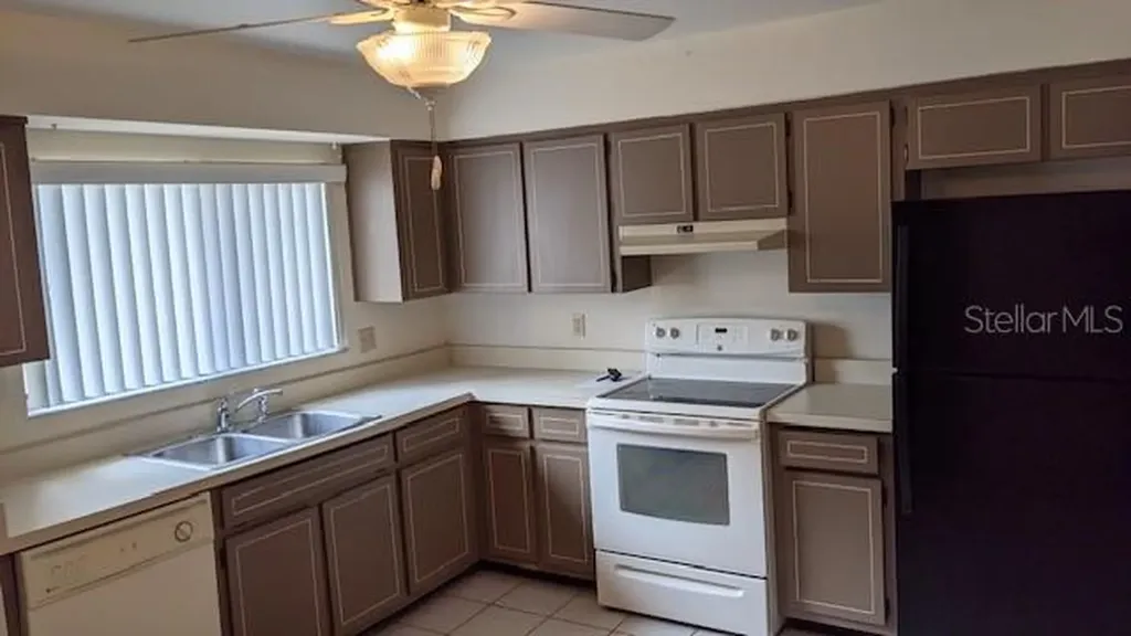 921 Saint Croix Court Orlando FL 32835