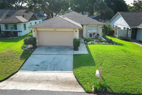 921 Saint Croix Court Orlando FL 32835