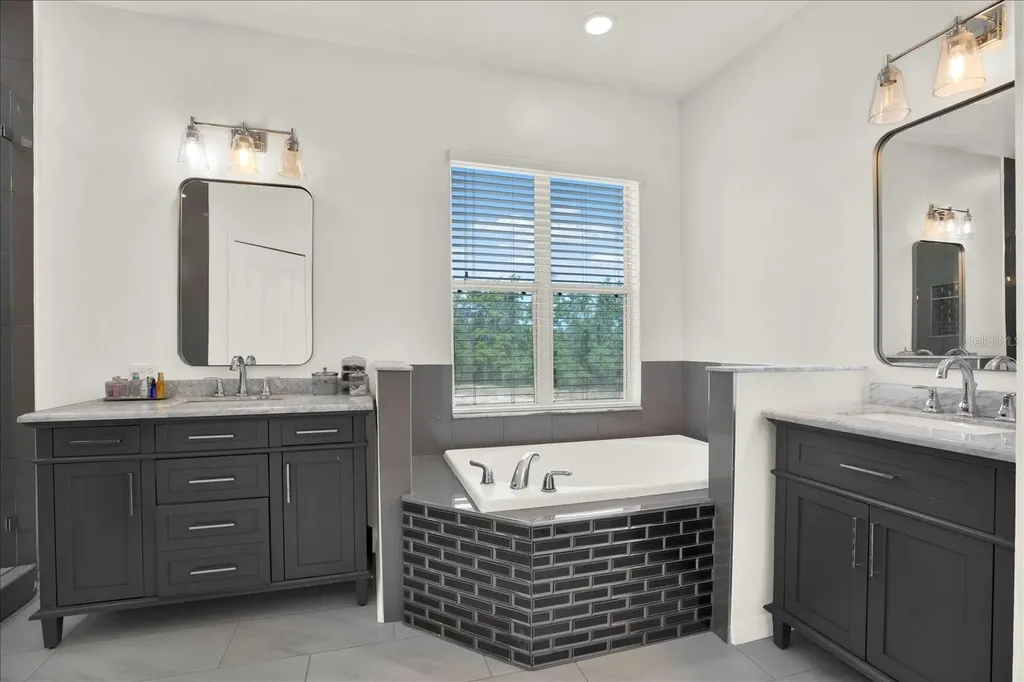 4023 Huntingdale Court Wesley Chapel FL 33543